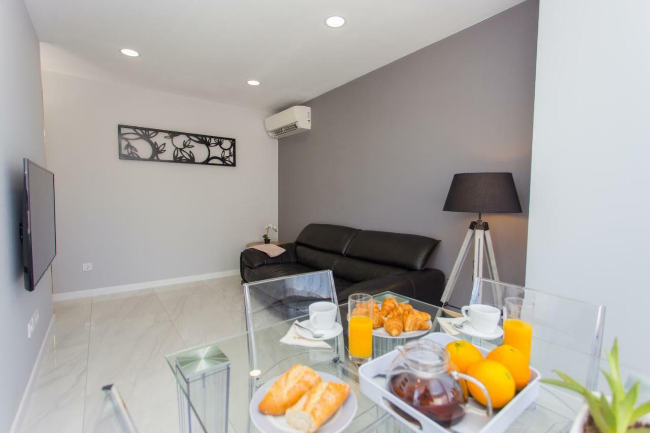 Dosel Beach Apartment Кульєра Екстер'єр фото